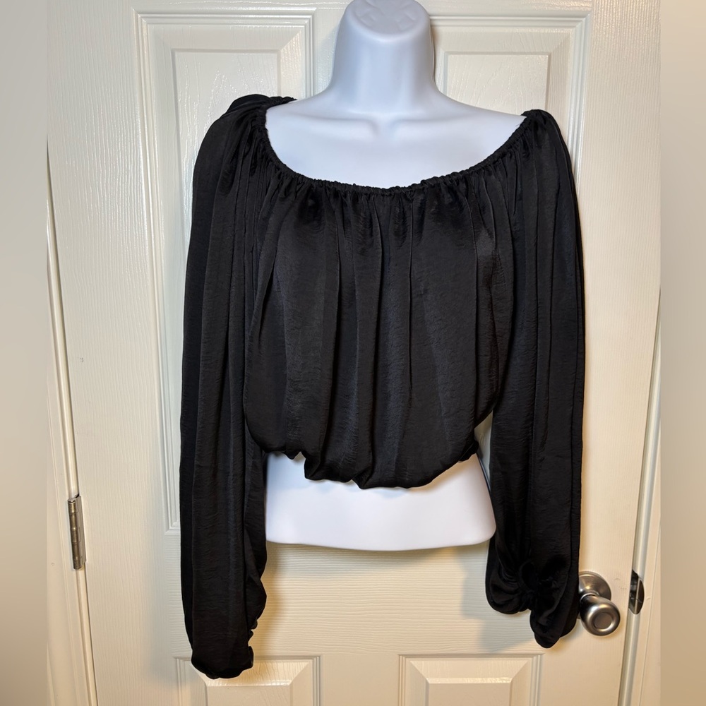 Black dressy crop blouse with balloon sleeves by Hyfve-small. NWT